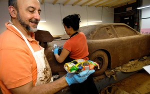Jim Victor and Marie Pelton created a life-size chocolate replica of the No. 18 Toyota Camry M&Ms car. Photo: designboom.com